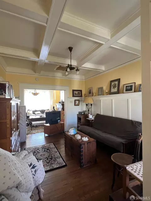 133 Maynard St, San Francisco, CA 94112 photo 2