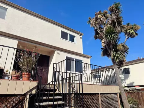 355 Laurel Ave #8, Hayward, CA 94541