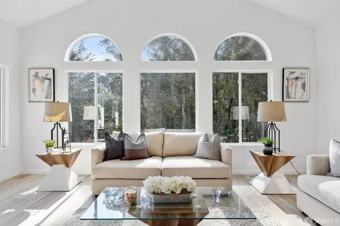 446 Sevilla Ave, El Granada, CA 94018 photo 3