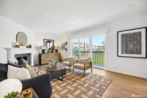18 Levant St, San Francisco, CA 94114 photo 4