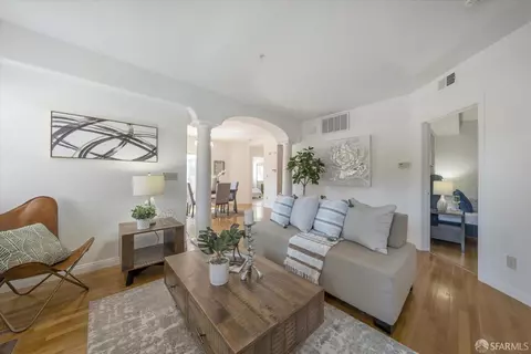 111 E Poplar Ave #101, San Mateo, CA 94401