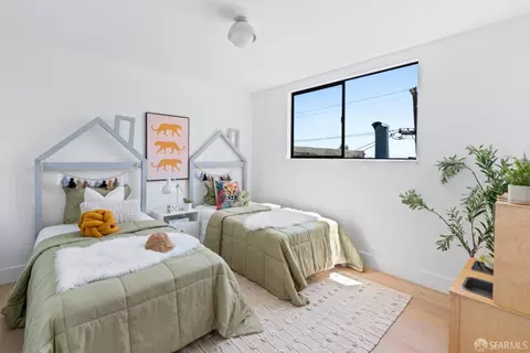 232 Holladay Ave, San Francisco, CA 94110 photo 23