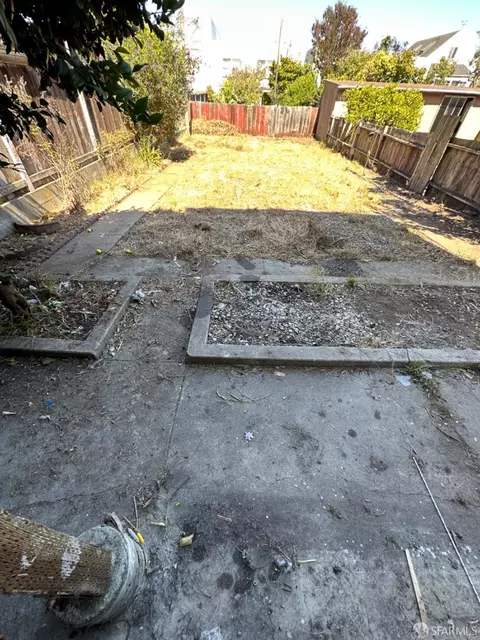 245 Goettingen St, San Francisco, CA 94134 photo 7