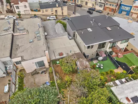 9 Naples St, San Francisco, CA 94112 photo 7