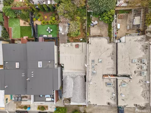 9 Naples St, San Francisco, CA 94112 photo 5