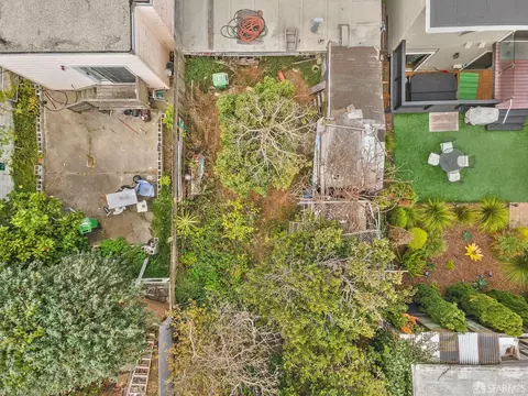 9 Naples St, San Francisco, CA 94112 photo 8