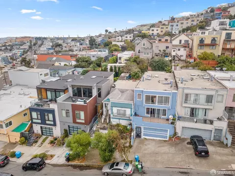 9 Naples St, San Francisco, CA 94112 photo 3