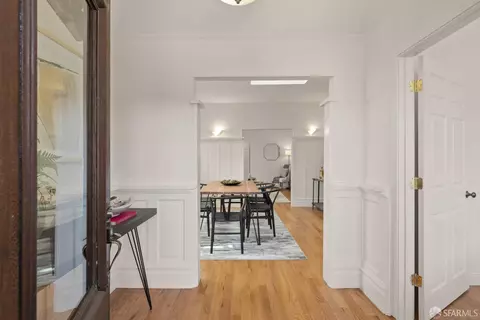 661 Vienna St, San Francisco, CA 94112 photo 3