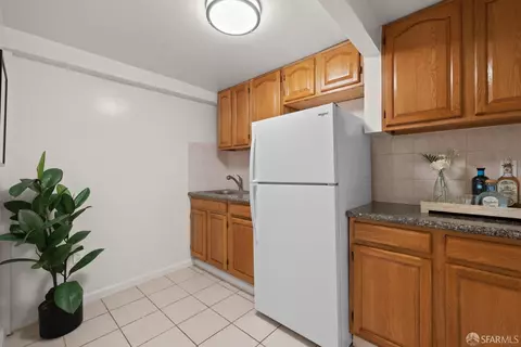 661 Vienna St, San Francisco, CA 94112 photo 19