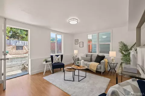661 Vienna St, San Francisco, CA 94112 photo 14
