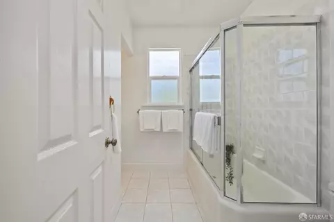 661 Vienna St, San Francisco, CA 94112 photo 12
