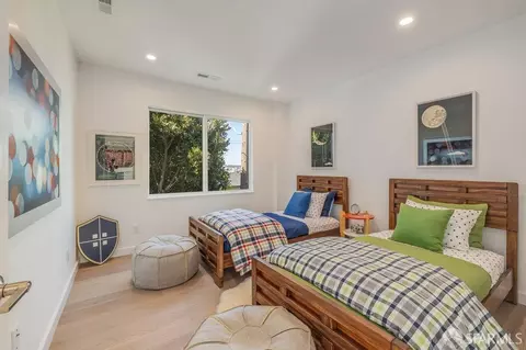 159 Bonview St, San Francisco, CA 94110 photo 43
