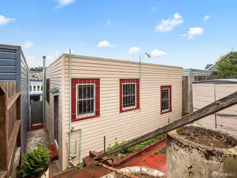 36 Farallones St, San Francisco, CA 94112 photo 8