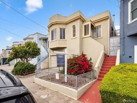 36 Farallones St, San Francisco, CA 94112 photo 2