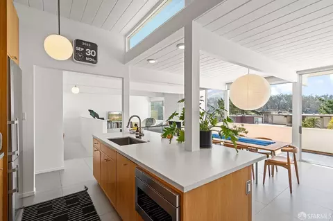 135 Amber Dr, San Francisco, CA 94131 photo 3