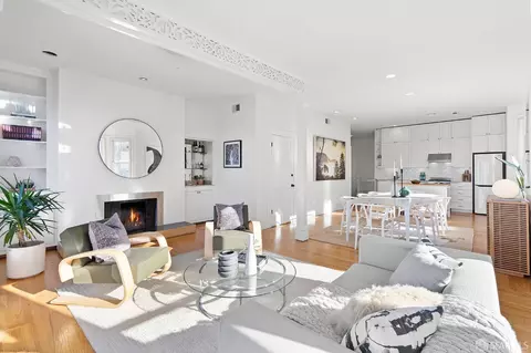 996 Union St, San Francisco, CA 94133 photo 6