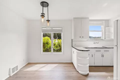 Kitchen - 1801 8th Ave, San Francisco, CA 94122 photo 5 of 7