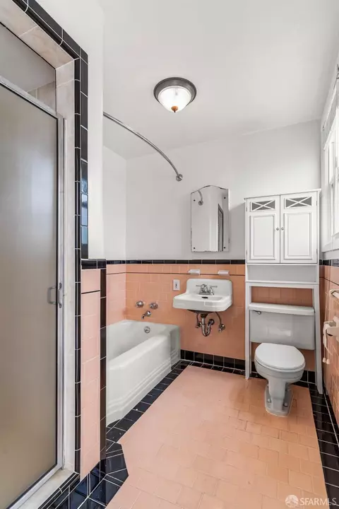 Bath - 1801 8th Ave, San Francisco, CA 94122 photo 2 of 2