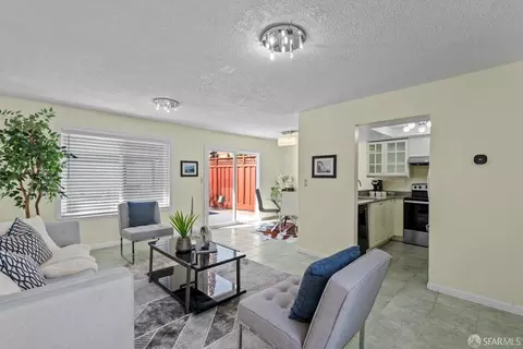 37823 Essanay Pl, Fremont, CA 94536