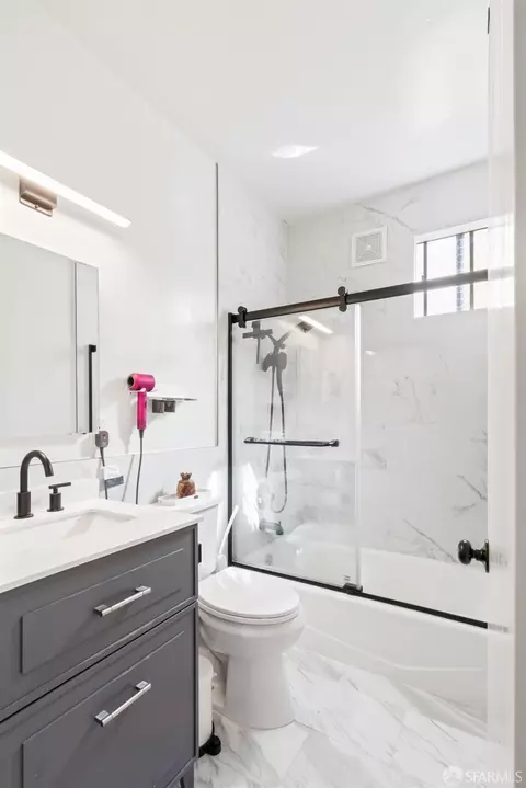 238 Sadowa St, San Francisco, CA 94112 photo 12