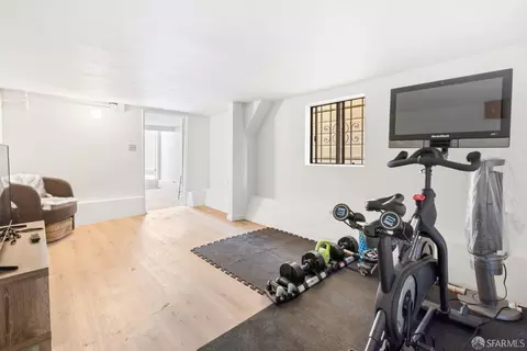238 Sadowa St, San Francisco, CA 94112 photo 24