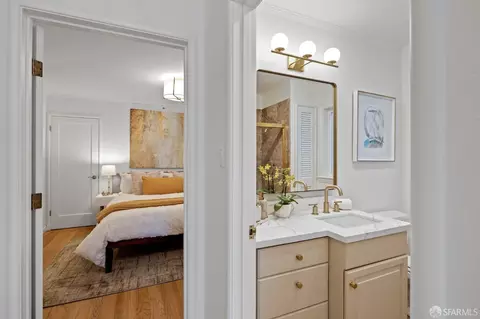 2226 Beach St, San Francisco, CA 94123 photo 16
