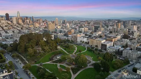 2151 Sacramento St #1, San Francisco, CA 94109