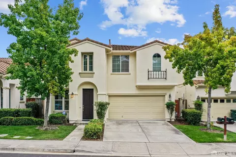 4285 Creekview Dr, Dublin, CA 94568