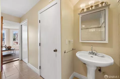 452 28th St, San Francisco, CA 94131 photo 32