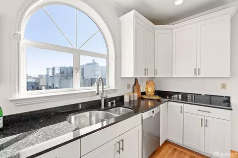 1324 Lyon St, San Francisco, CA 94115 photo 6