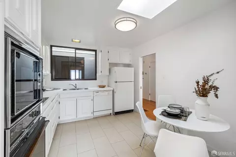 2467 15th Ave, San Francisco, CA 94116 photo 23