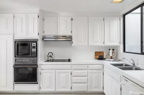 2467 15th Ave, San Francisco, CA 94116 photo 28