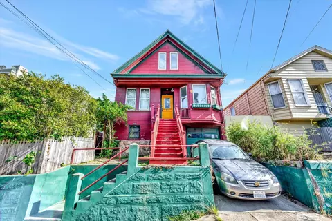 83 Lisbon St, San Francisco, CA 94112