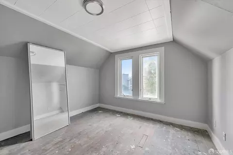 83 Lisbon St, San Francisco, CA 94112 photo 22