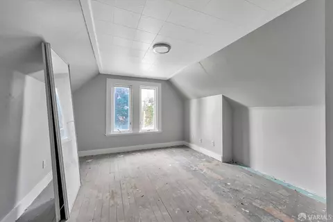 83 Lisbon St, San Francisco, CA 94112 photo 21