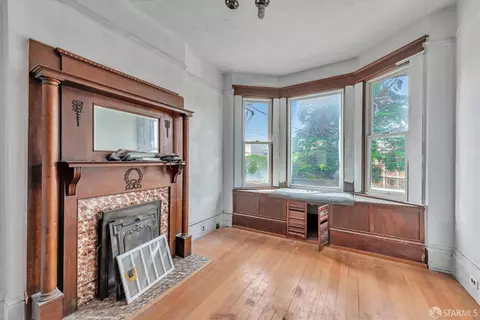 83 Lisbon St, San Francisco, CA 94112 photo 5