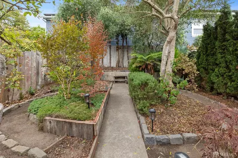 2412 Castro St, San Francisco, CA 94131 photo 24