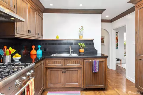 2412 Castro St, San Francisco, CA 94131 photo 11