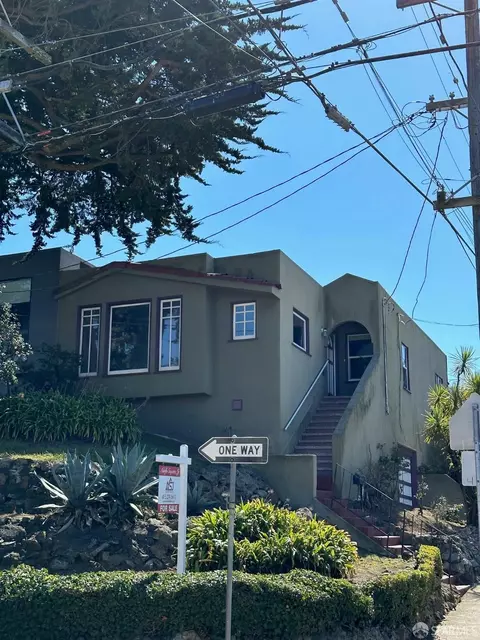 295 Staples Ave, San Francisco, CA 94112 photo 2