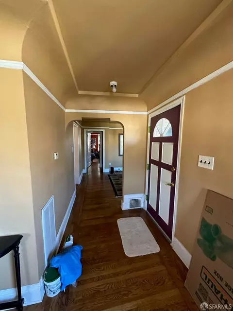 295 Staples Ave, San Francisco, CA 94112 photo 6
