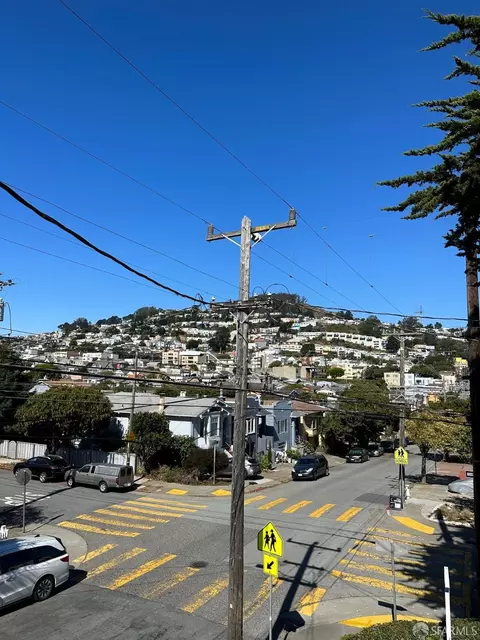 295 Staples Ave, San Francisco, CA 94112 photo 17