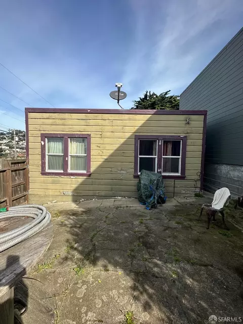 295 Staples Ave, San Francisco, CA 94112 photo 15