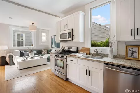 1877 Greenwich St, San Francisco, CA 94123