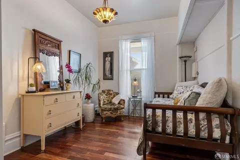 115 Farallones St, San Francisco, CA 94112 photo 4