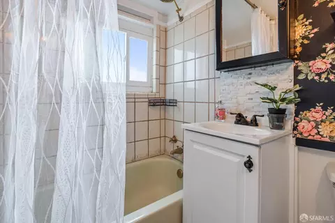 115 Farallones St, San Francisco, CA 94112 photo 9