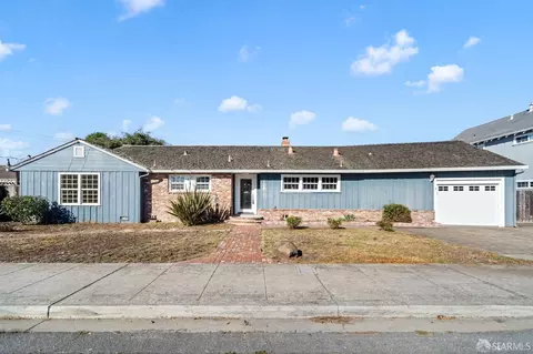 708 Johnston St, Half Moon Bay, CA 94019