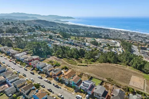 426 Imperial Dr, Pacifica, CA 94044 photo 4