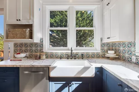 2523 Harrison St, San Francisco, CA 94110 photo 28