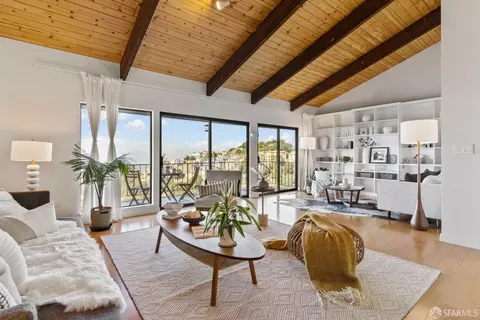 12 Marlin Cv, Oakland, CA 94618