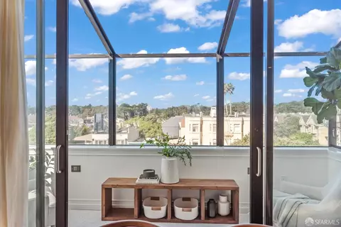 1327 7th Ave #10, San Francisco, CA 94122